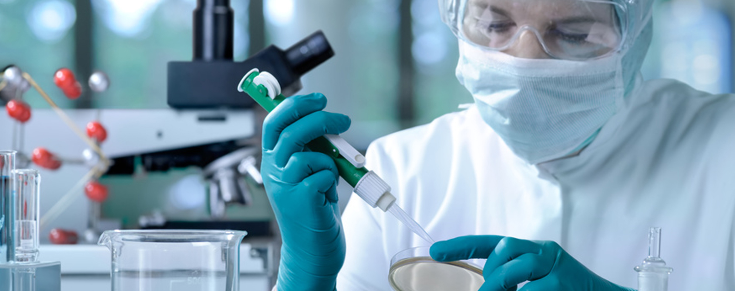 Biotechnologische und Life-Science-Versuche in Laboren 