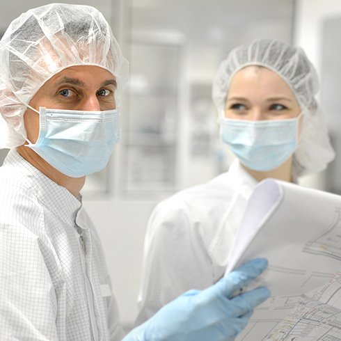 Qualifizierung und Validierung in GxP-regulierten Bereichen Durchführung von Qualifizierungen und Validierungen in der pharmazeutischen Industrie.