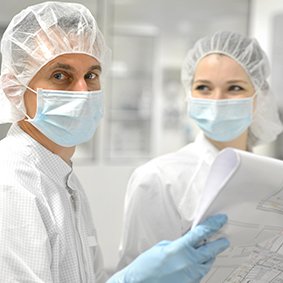 Durchführung von Qualifizierungen und Validierungen in der pharmazeutischen Industrie.